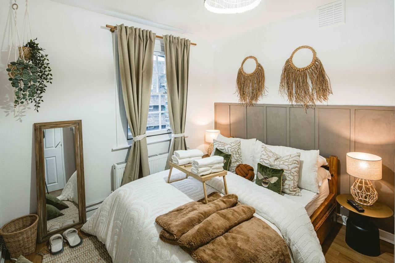 Apartment 1 Bedroom, 5 Minutes Walk To Angel Station, London