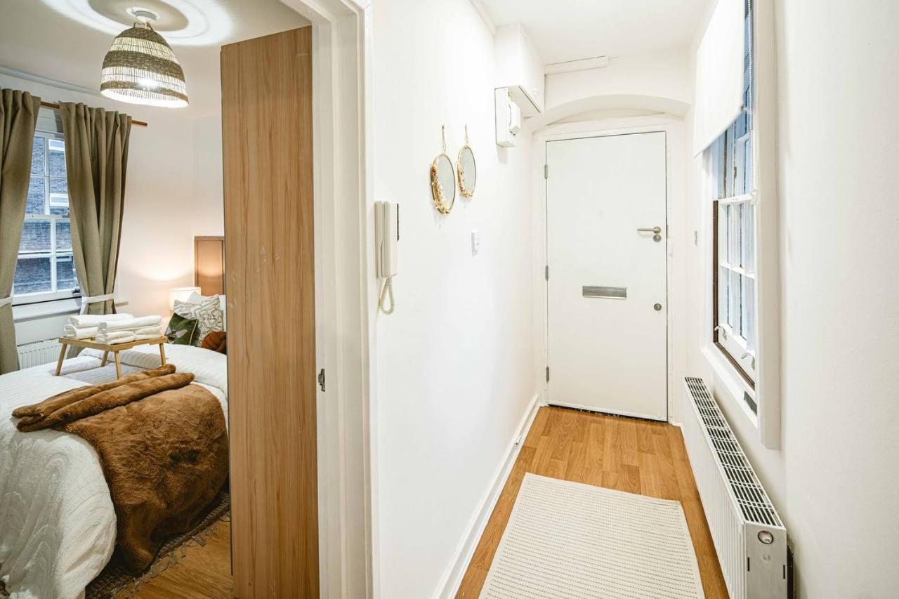 Apartment 1 Bedroom, 5 Minutes Walk To Angel Station, London
